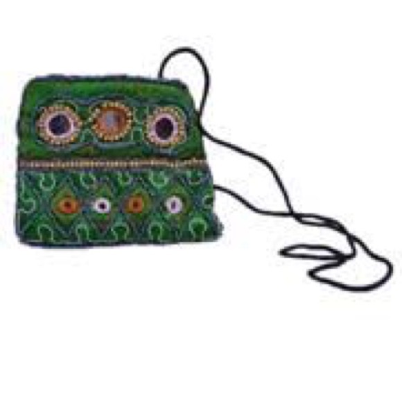 Gujarati Handmade Bags - Picture 5 of 8